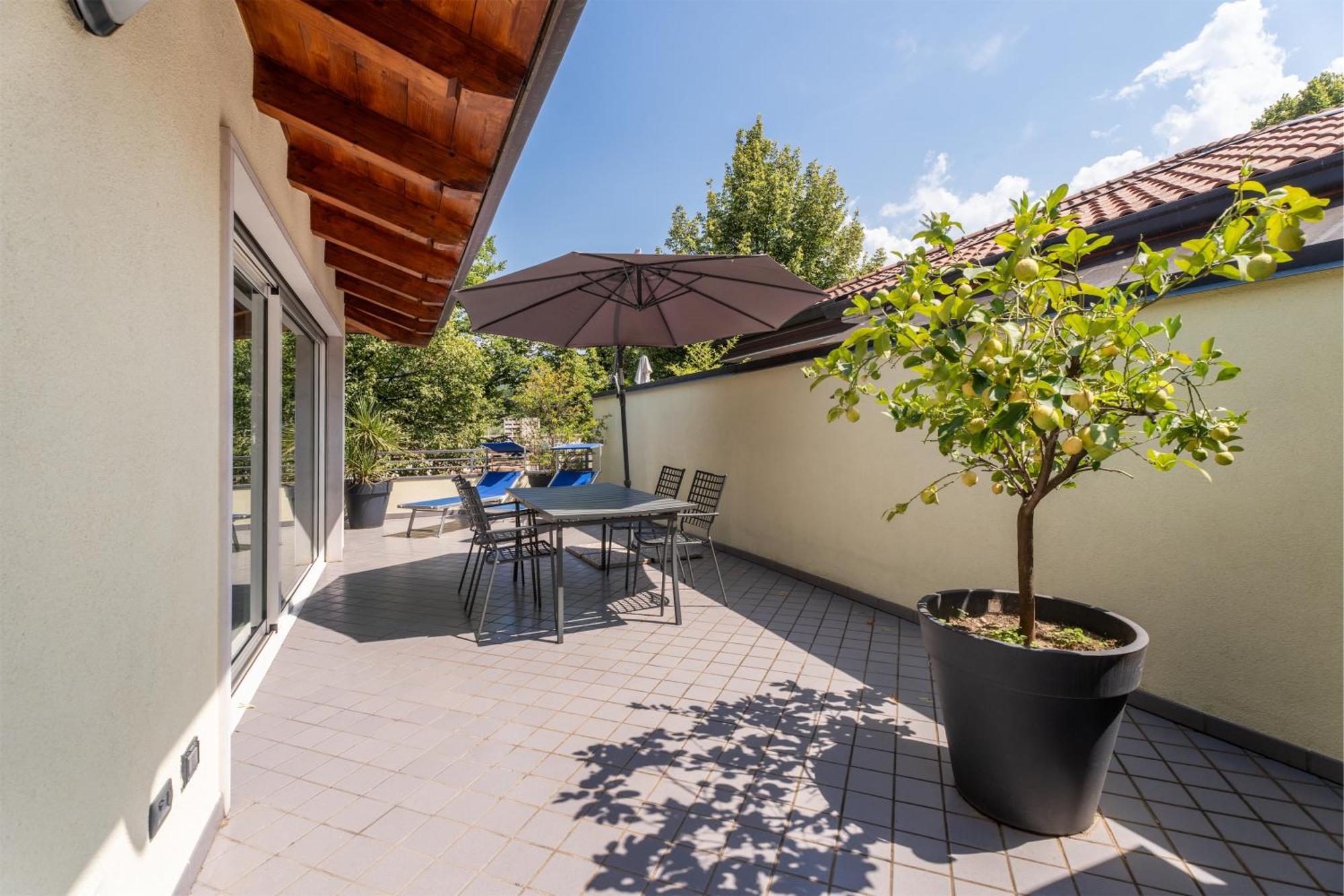 Be & Being - Katja Apartment Riva del Garda Exterior photo